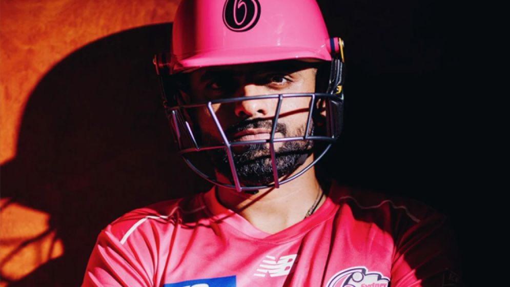 গেইলকে ছাড়িয়ে যাওয়ার প্রতিযোগিতায় বাবর