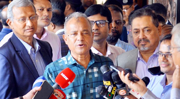 এবারো বিজয় দিবসে প্যারেড হবে না: স্বরাষ্ট্র উপদেষ্টা