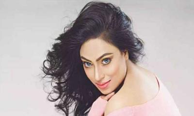 নিজের বায়োপিকে অভিনয় করতে চান পপি