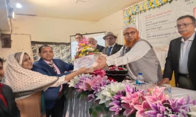স্যার আশুতোষ সরকারি কলেজের অধ্যক্ষের বিদায় সংবর্ধনা