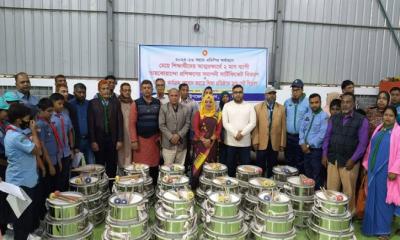 মান্দায় মেয়েদের তায়কোয়ান্দো প্রশিক্ষণ সমাপ্ত, সনদ ও ড্রাম সেট বিতরণ