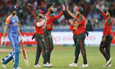 বাংলাদেশকে ১৬৯ রানে লক্ষ্য দিল ভারত