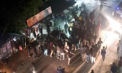 এলাকাবাসীর সাথে যবিপ্রবি শিক্ষার্থীদের ধাওয়া পাল্টা ধাওয়া; দফায় দফায় সংঘর্ষ