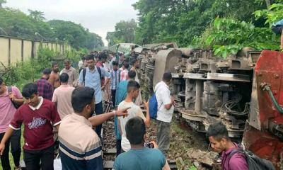 তিন ঘণ্টা বন্ধ থাকার পর সিলেটের সঙ্গে সারাদেশের রেল যোগাযোগ স্বাভাবিক