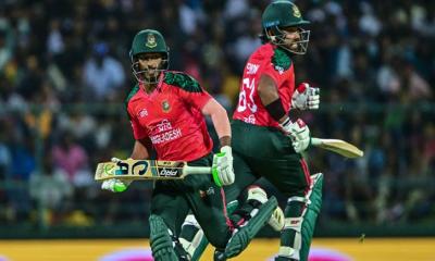 ১৫৪ রানে গুটিয়ে গেল বাংলাদেশ