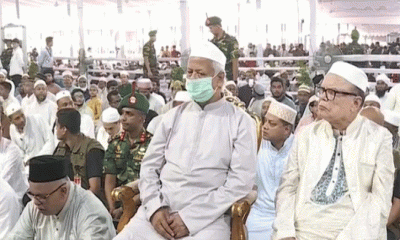 জাতীয় ঈদগাহে ঈদের নামাজে অংশ নিলেন প্রধান উপদেষ্টা