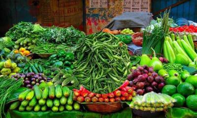 সবজির বাজারে আগুন, কাঁচা মরিচের দাম ৩০০ ছাড়াল