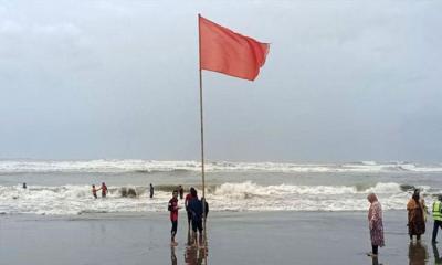 চার সমুদ্রবন্দরে ৩ নম্বর সতর্ক সংকেত বহাল