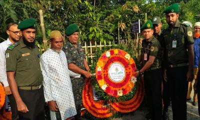 বৈষম্যবিরোধী ছাত্র আন্দোলনের শহীদদের স্মরণে বরিশালে আনসার বাহিনীর
