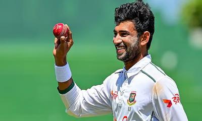জাতীয় দলের ক্রিকেটারকে পিটিয়ে থানায় নিল পুলিশ,  ৩ পুলিশ সদস্য প্রত্যাহার