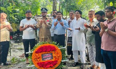 উজিরপুরে জুলাই গণঅভ্যুত্থান দিবসে দুই শহীদের কবরে প্রশাসনের শ্রদ্ধা