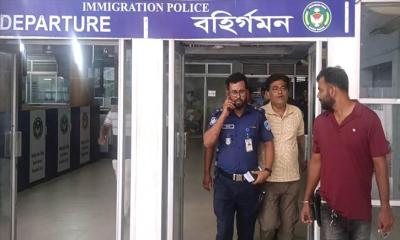 বেনাপোলে আটক মোল্লারহাটের আ.লীগ নেতা রেজাউল কবির চেয়ারম্যান