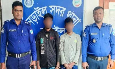 নড়াইলে চোরাই মোবাইল ফোনসহ দুইজন গ্রেফতার