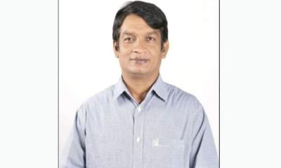 পটিয়ার সাবেক ইউপি চেয়ারম্যান জসিমকে ছাত্রদের হাতে আটক, পুলিশের কাছে সোপর্দ