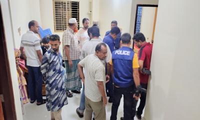 রামগঞ্জে ব্যবসায়ীর স্ত্রী ও কলেজপড়ুয়া মেয়েকে জবাই করে হত্যা