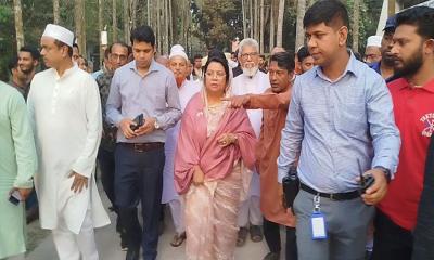 সাটুরিয়ায় বিমান মন্ত্রীর সঙ্গে সরকারি কর্মকর্তা ও রাজনৈতিক ব্যক্তিদের মতবিনিময় সভা