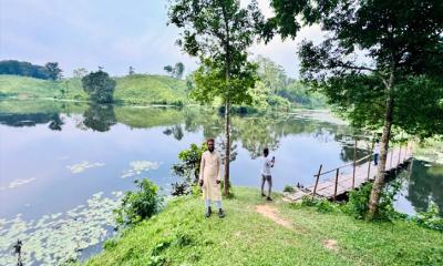 প্রকৃতিপ্রেমীদের মাঝে মুগ্ধতা ছড়াচ্ছে,অনিন্দ্য সুন্দর বিলাসছড়া লেক