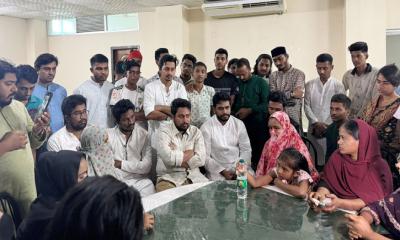 শহীদ পরিবারের সম্মান প্রতিষ্ঠায় কাজ করছি : নাহিদ ইসলাম
