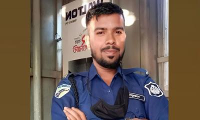 কিশোরগঞ্জে ডিউটিরত অবস্থায় ট্রাকের ধাক্কায় প্রাণ গেল পুলিশ সদস্যের