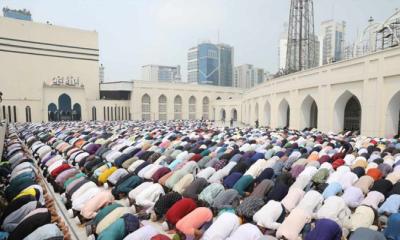 ঈদুল আজহায় বায়তুল মোকাররমে ৫ জামাত