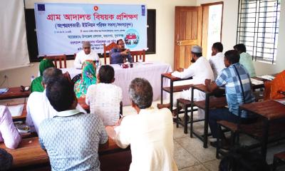 মধ্যনগরে ৪ দিনব্যাপী গ্রাম আদালত বিষয়ক প্রশিক্ষণ শুরু