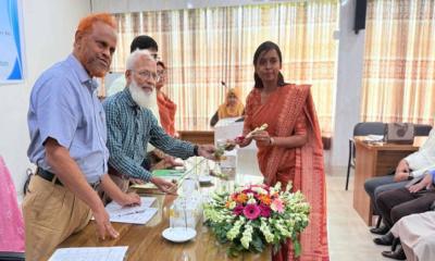 বাকৃবিতে বিশ্ববিদ্যালয় শিক্ষকদের জন্য ‘বুনিয়াদি প্রশিক্ষণ’ কোর্সের উদ্বোধন