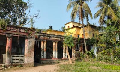 ধ্বংসের পথে কাশিপুর জমিদার বাড়ি