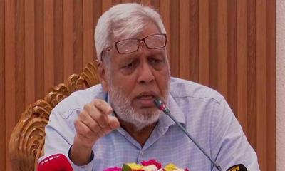 বাসে বাড়তি ভাড়া নিলেই কঠোর ব্যবস্থা: উপদেষ্টা ফাওজুল কবির