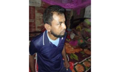 স্বামী চট্টগ্রামে, স্ত্রী ঘরে ‘অন্যের’ সঙ্গে! মান্দায় আপত্তিকর অবস্থায় আটক প্রেমিক