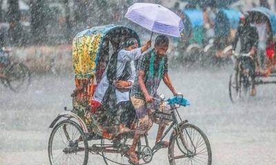 ৩ বিভাগে অতি ভারী বৃষ্টির সম্ভাবনা,  ভূমিধসের শঙ্কা