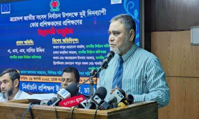 আইনের প্রতি শ্রদ্ধা রেখে নিরপেক্ষভাবে দায়িত্ব পালনের নির্দেশ সিইসি’র