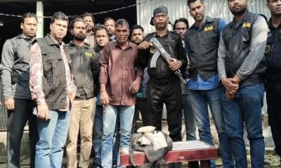 ধামরাইয়ে কোটি টাকার হেরোইনসহ এক ব্যক্তি গ্রেপ্তার