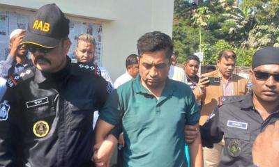 লক্ষ্মীপুরের রামগঞ্জে ব্যবসায়ীকে দোকানে ডেকে নিয়ে হত্যা, প্রধান আসামি গ্রেপ্তার