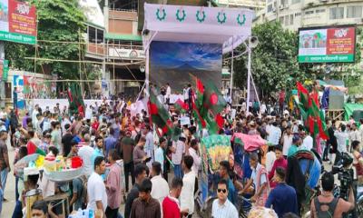শাহবাগে ছাত্রদলের স্লোগানে মুখরিত সমাবেশস্থল