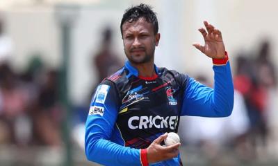 টি-টোয়েন্টিতে ৫০০ উইকেটের মাইলফলক স্পর্শ করলেন সাকিব আল হাসান