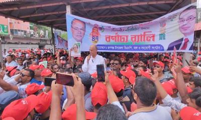 ১৯৭১ সালে জিয়াউর রহমান মুক্তিযুদ্ধের ঘোষণা দিয়েছিলেন”— কাজী মনির