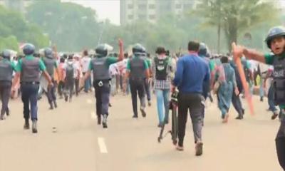 জুলাই সনদকে কেন্দ্র করে মানিক মিয়া এভিনিউতে সংঘর্ষ, উত্তপ্ত পরিস্থিতি