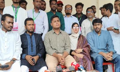 নির্বাচন কমিশন যে সিদ্ধান্তগুলো নেয় সেই সিদ্ধান্তগুলোর কোন নীতিমালা নেই  - হাসনাত আবদুল্লাহ