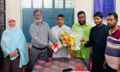 পেরাব আদর্শ উচ্চ বিদ্যালয়ে নির্বাচিত হলো এডহ্ক কমিটি