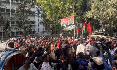 স্বরাষ্ট্র উপদেষ্টার কার্যালয় ঘেরাও কর্মসূচিতে পুলিশের বাধা