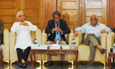 “রাষ্ট্র সংস্কারে মৌলিক বিষয়ে জাতীয় ঐকমত্য প্রয়োজন” — আলী রীয়াজ