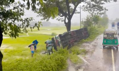 চট্টগ্রামে মেডিকেল শিক্ষার্থীসহ আহত ৬