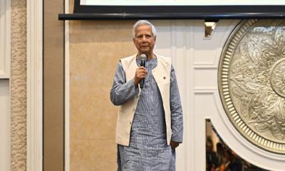 মালয়েশিয়ার ব্যবসায়ীদের বাংলাদেশে বিনিয়োগের আহ্বান প্রধান উপদেষ্টা