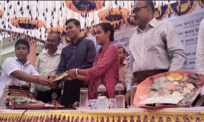 গৌরীপুরে বার্ষিক সাহিত্য ও সাংস্কৃতিক প্রতিযোগিতার পুরস্কার বিতরণী অনুষ্ঠান অনুষ্ঠিত