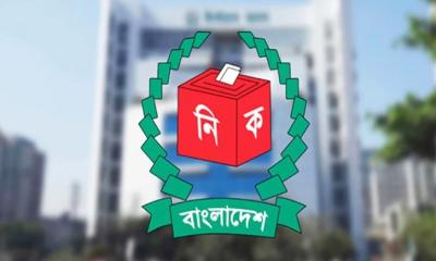 সরকারি কর্মকর্তারা গণভোটে ‘হ্যাঁ’ বা ‘না’ প্রচার চালাতে পারবেন না: ইসি