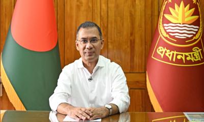 জ্বালানি মজুত ও চোরাচালান রোধে কঠোর ব্যবস্থা নিতে প্রধানমন্ত্রীর নির্দেশ