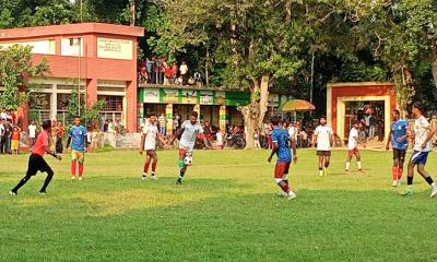 শ্রীপুরে তারাউজিয়াল পল্লী মঙ্গল সমিতির ফুটবল টুর্নামেন্টের ফাইনাল অনুষ্ঠিত