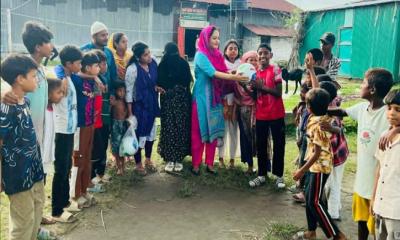 বিজয়ী নারী উন্নয়ন সংস্থার উদ্যোগে ক্রীড়া সামগ্রী বিতরণ