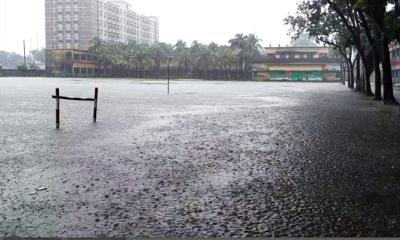 ঝালকাঠিতে টানা ভারী বৃষ্টি, জনগণের ভোগান্তি