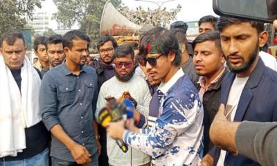 নতুন কর্মসূচি ঘোষণা করে সড়ক ছাড়লেন সাত কলেজের শিক্ষার্থীরা
